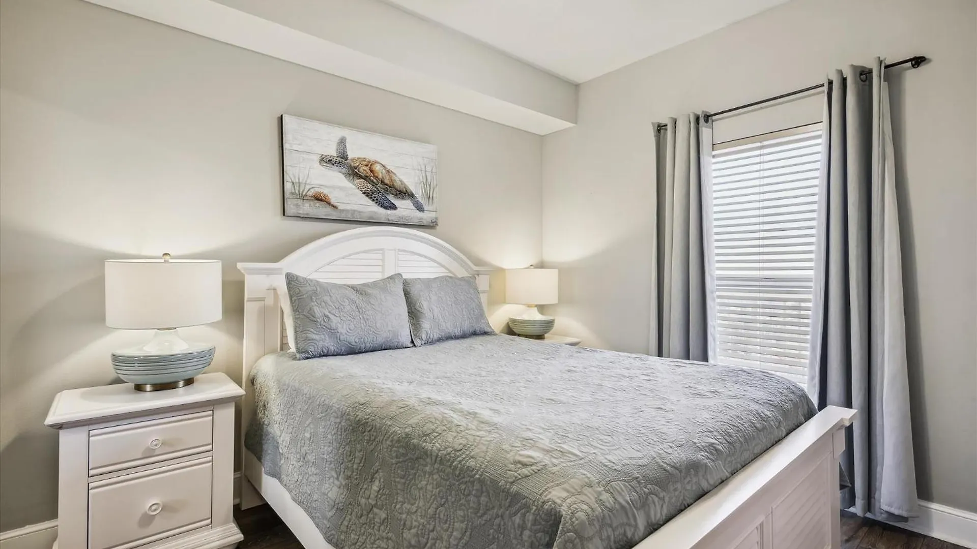 Semesterbostad Majestic Beach Resort 1411-1 By Book That Condo Panama City Beach