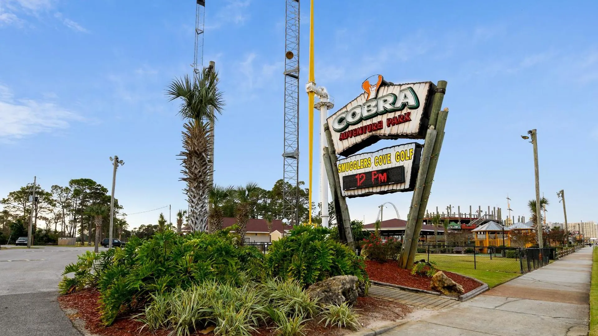 Majestic Beach Resort 1411-1 By Book That Condo Panama City Beach 0*,